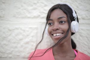 Bästa trådlösa hörlurar för barn: en lista